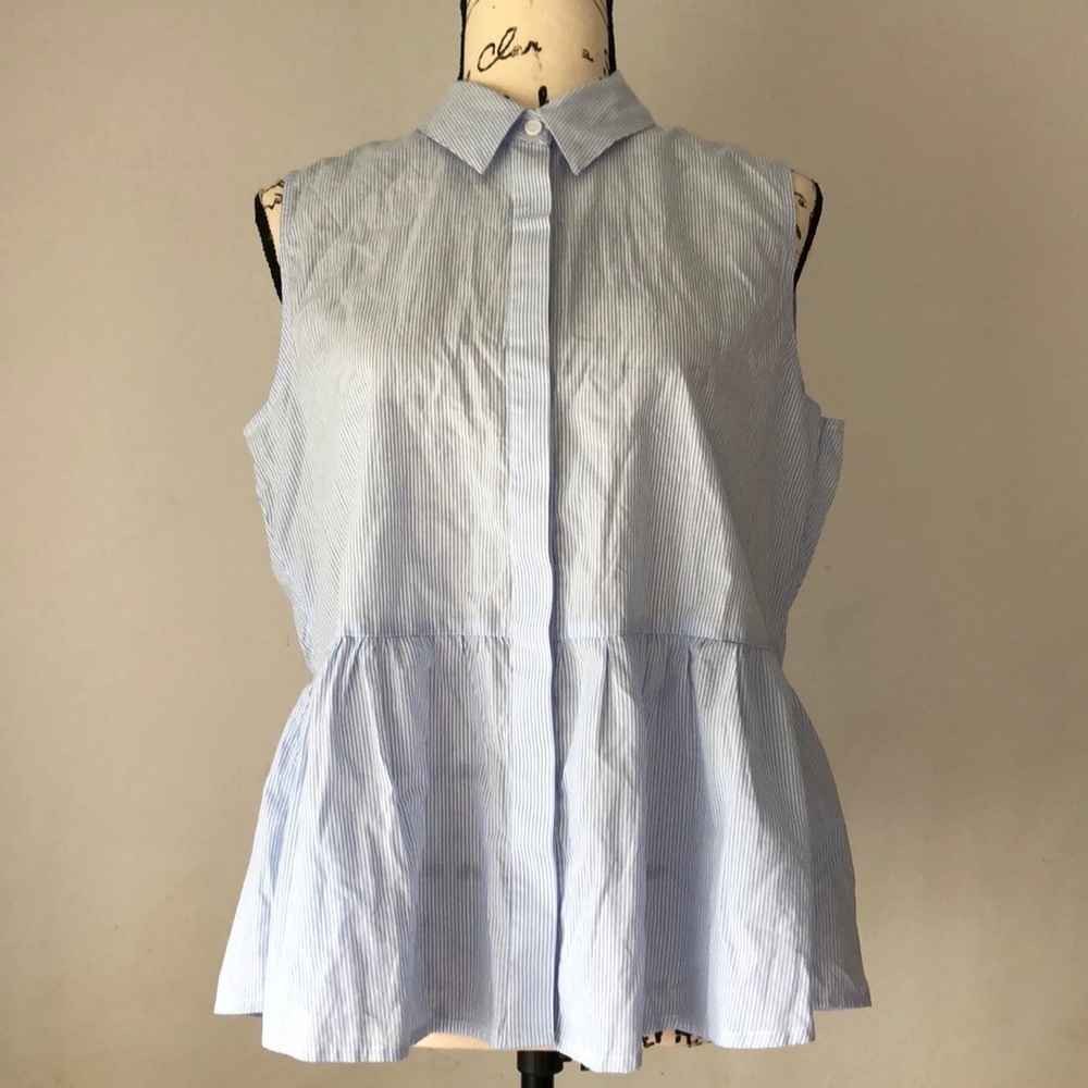 Glamorous collared top with open back